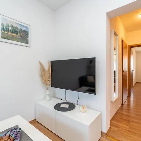 Donata Apartamento *