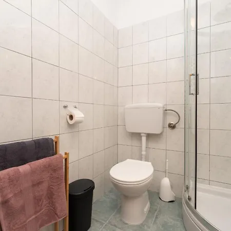 Donata * Ζαντάρ