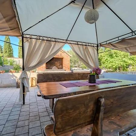 Apartamento Donata *